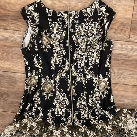 DB Women’s Black Tan and White Paisley Floral Fit and Flare Dress Size 6P - Picture 4 of 5